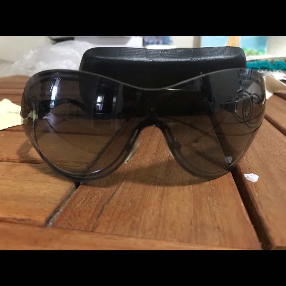 Original Chanel Sunglasses. Unisex